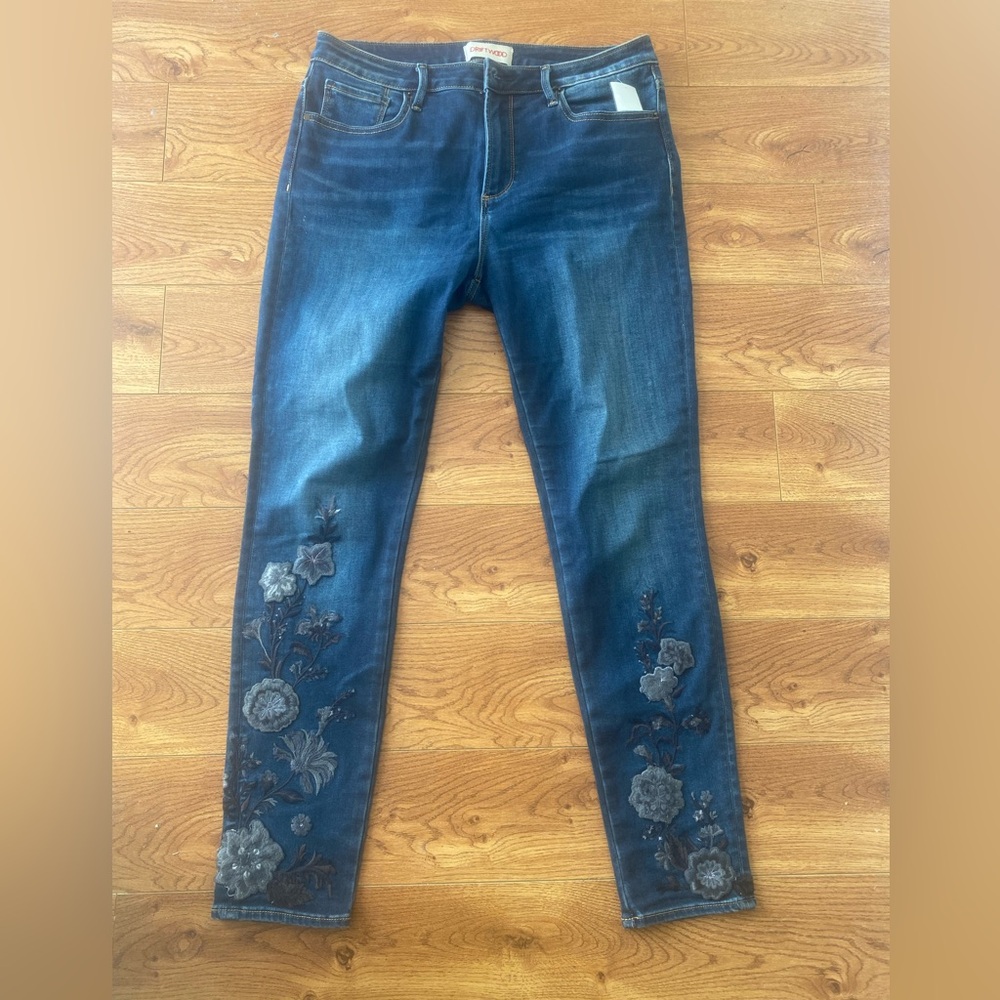 Driftwood Jeans Womens Size 31 x 28 Jackie Floral